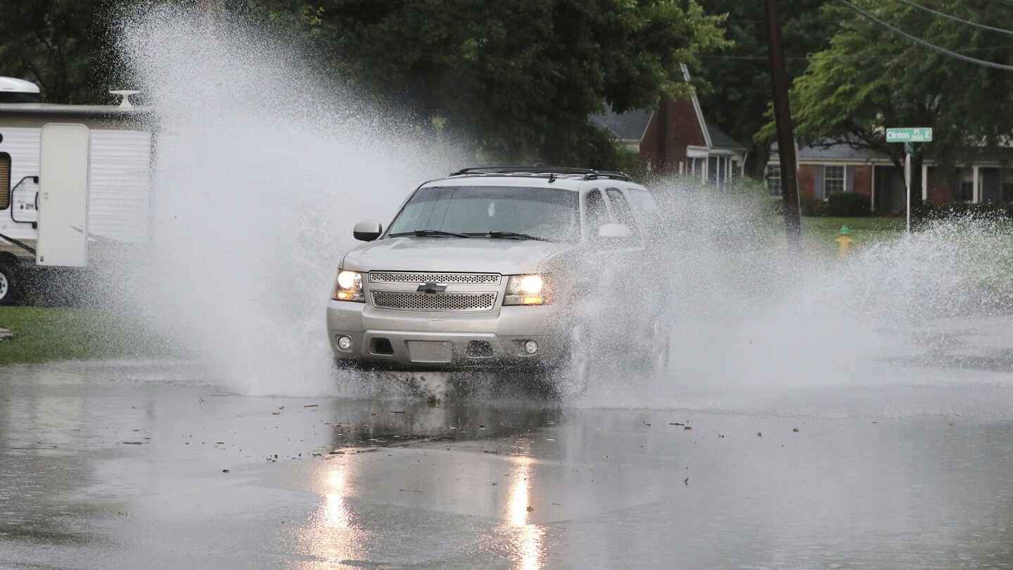 at-least-2-people-killed-as-storms-push-through-south