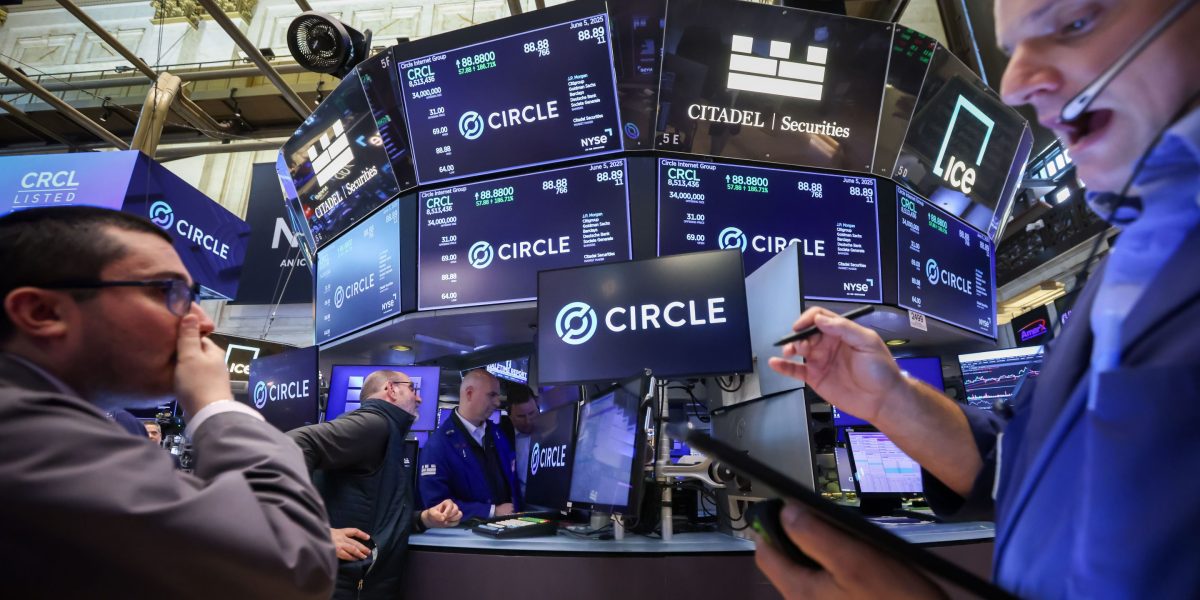 dow-futures-rise-as-stocks-eye-record-highs-ahead-of-us.-china-talks-and-inflation-reports