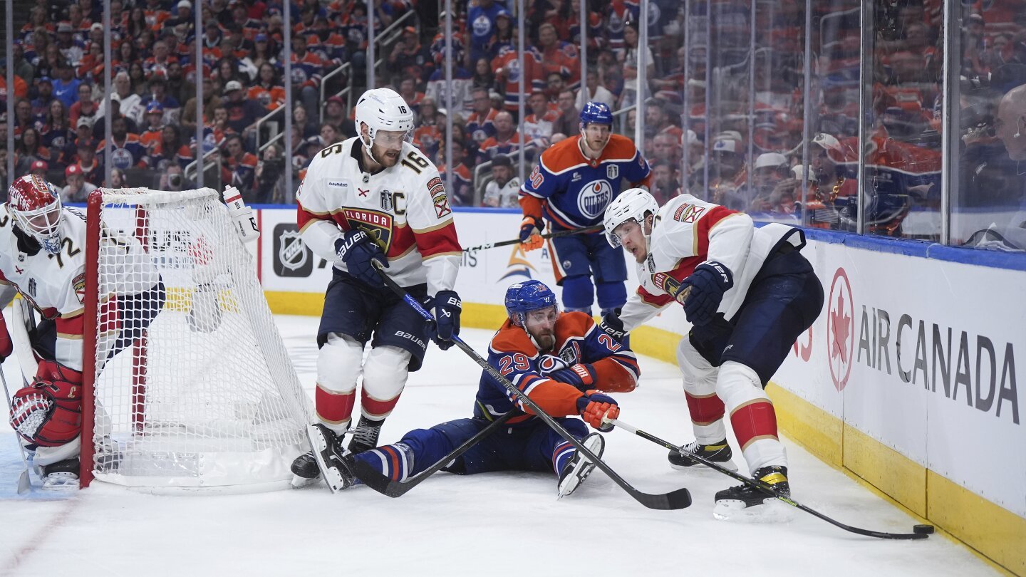 stanley-cup-final-shifts-to-south-florida-for-game-3-after-the-panthers-and-oilers-split-in-edmonton