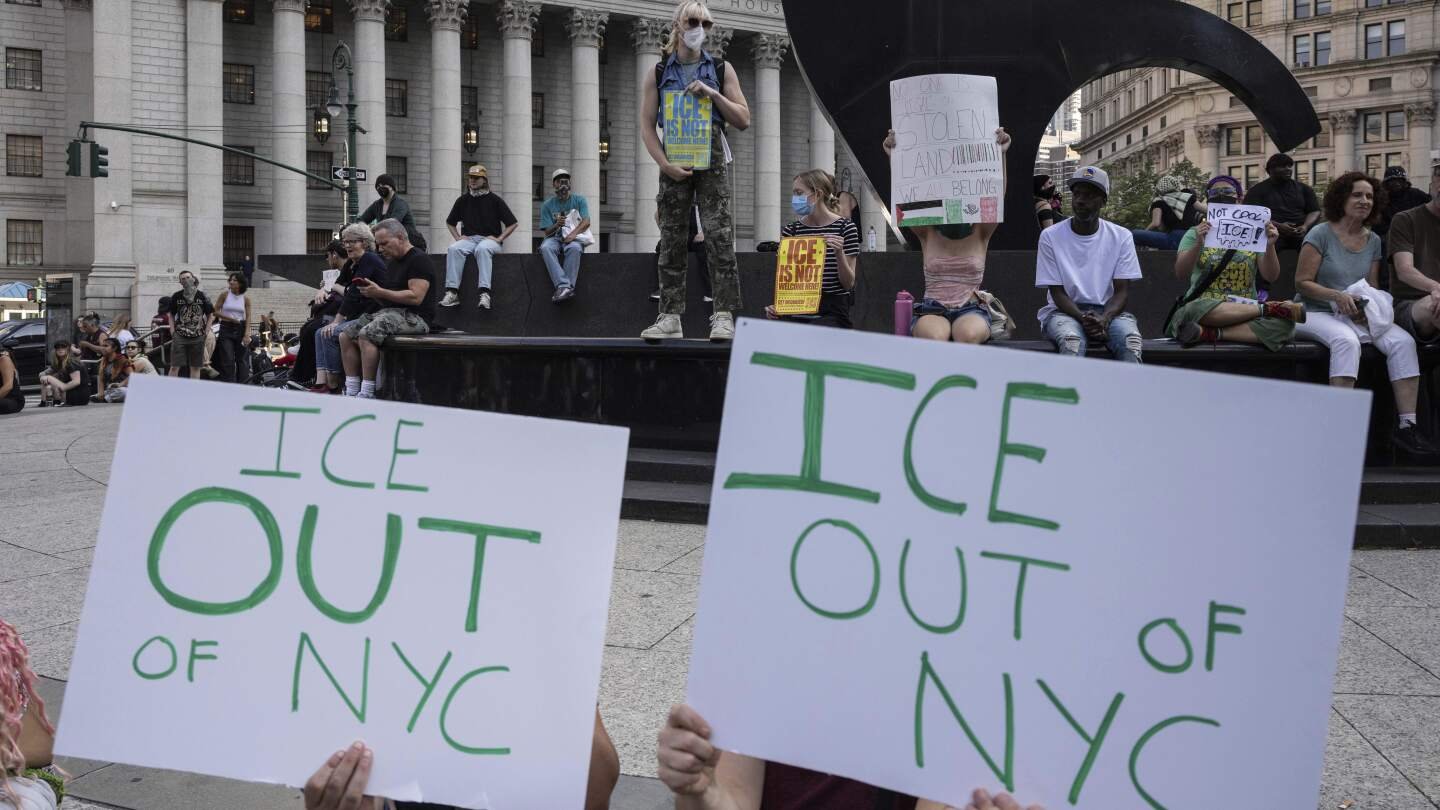 democratic-governors-will-defend-immigration-policies-before-republican-led-house-panel