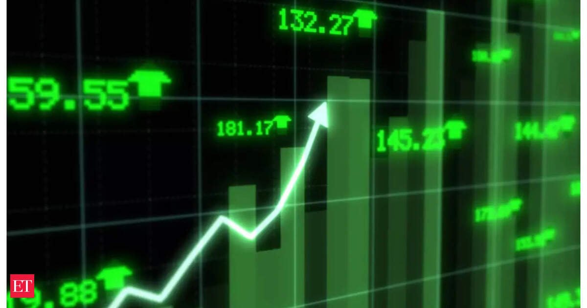 us-stock-market-crashes-as-israel-strikes-iran:-dow-sinks-500-points,-s&p-500-and-nasdaq-tumble,-oil-soars,-nvidia-and-tesla-plunge,-lockheed-martin-rallies