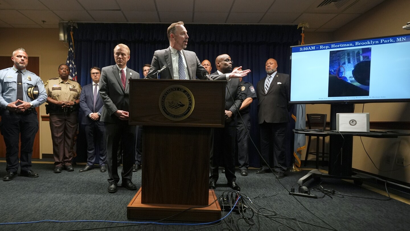 minnesota-shooting-suspect-had-dozens-of-potential-targets,-prosecutors-say