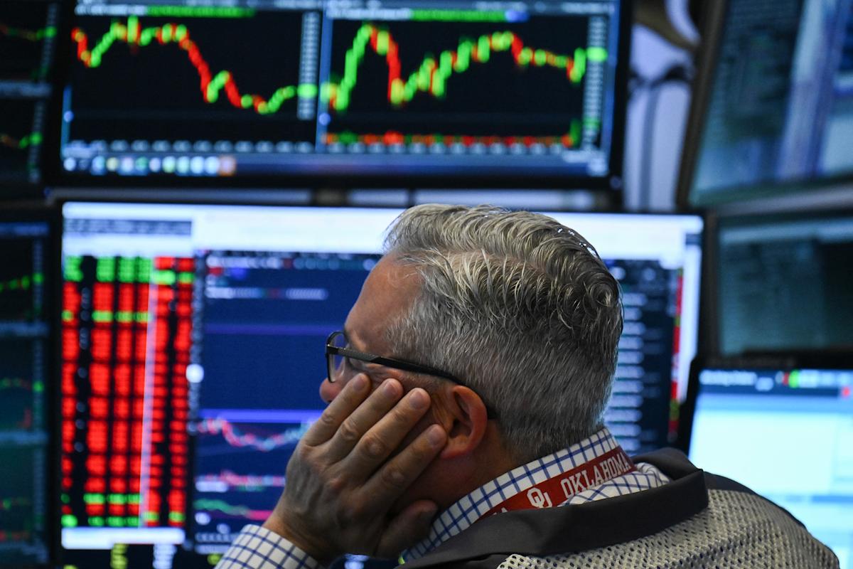 stock-market-today:-dow,-s&p-500,-nasdaq-futures-fall-as-us-involvement-in-israel’s-attack-on-iran-remains-uncertain