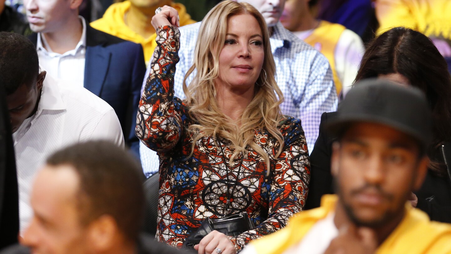 buss-family-agrees-to-sell-controlling-stake-of-lakers-to-mark-walter-for-$10b,-ap-source-says