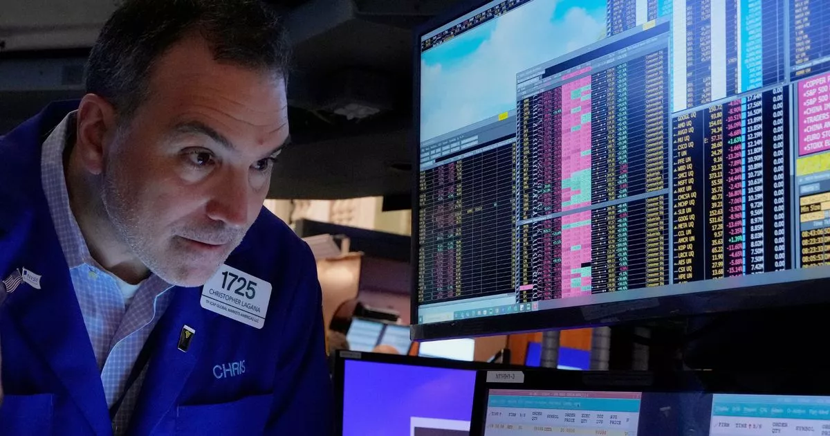 stock-market-futures-on-edge-after-trump-bombs-iran-nuclear-sites