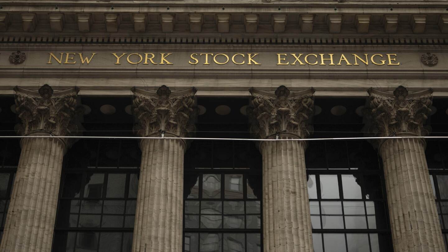 oil-rises-and-us-stock-futures-slide-as-markets-react-to-us-strike-on-iran-nuclear-sites