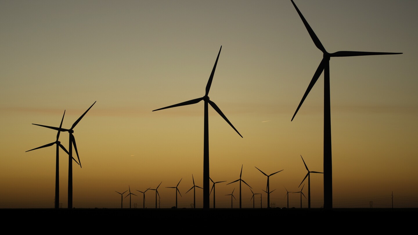 support-for-solar-energy-and-offshore-wind-falls-among-democrats-and-independents,-ap-norc-poll-says