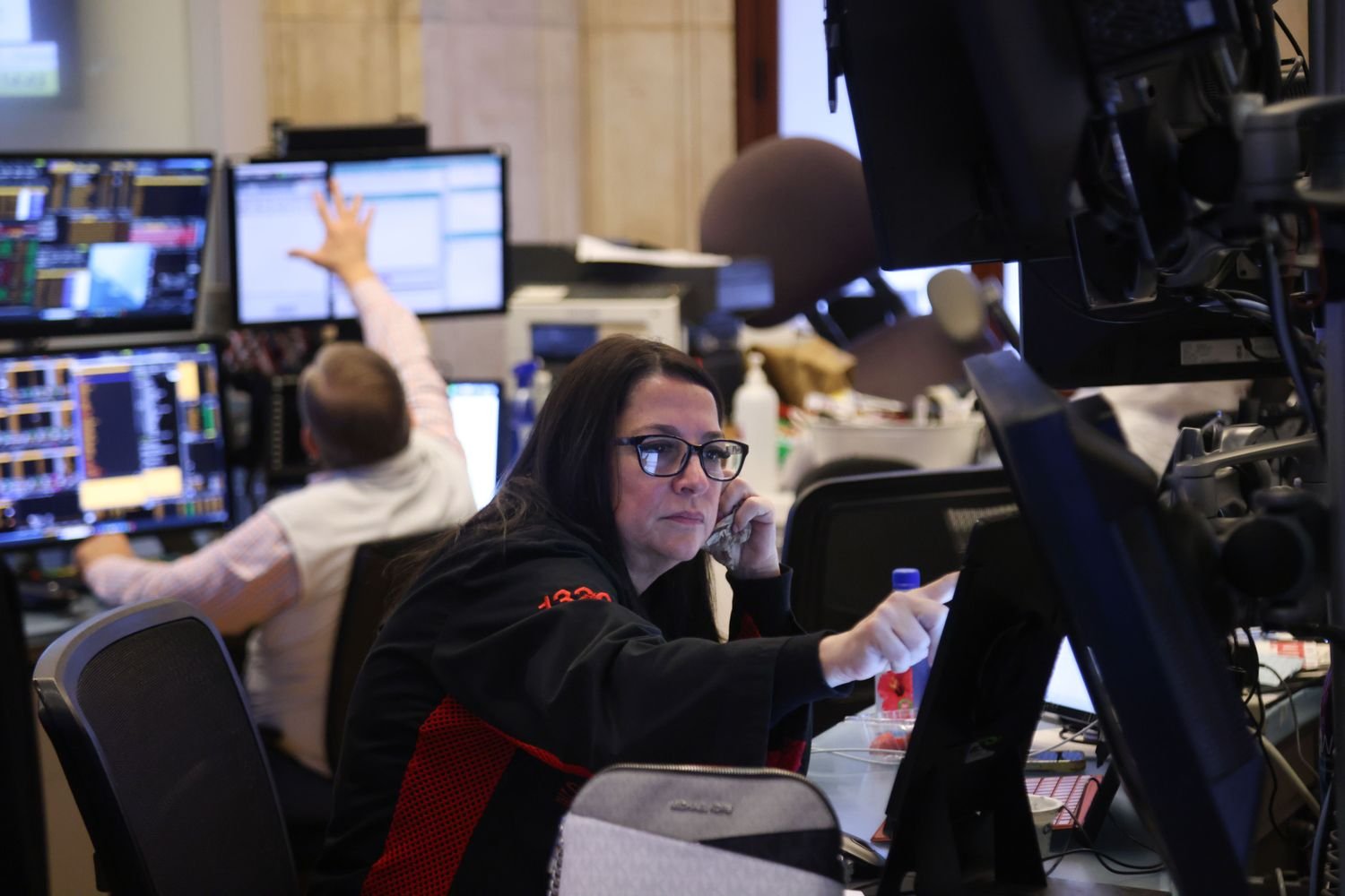 5-things-to-know-before-the-stock-market-opens