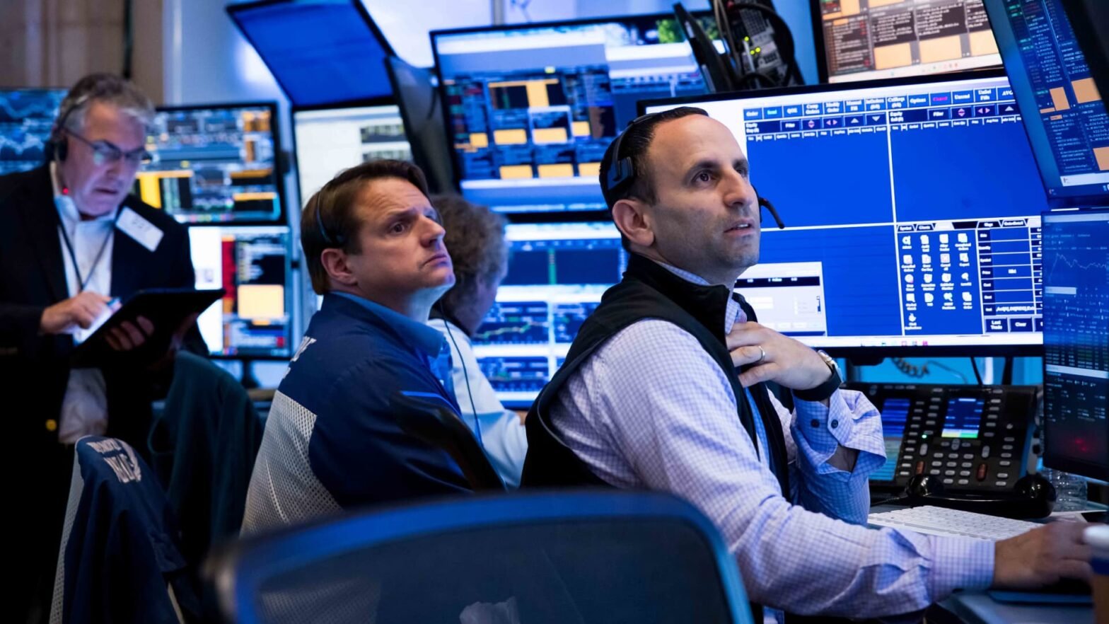 traders-head-into-the-second-half-of-the-year-with-stocks-at-all-time-highs,-jobs-report-pending