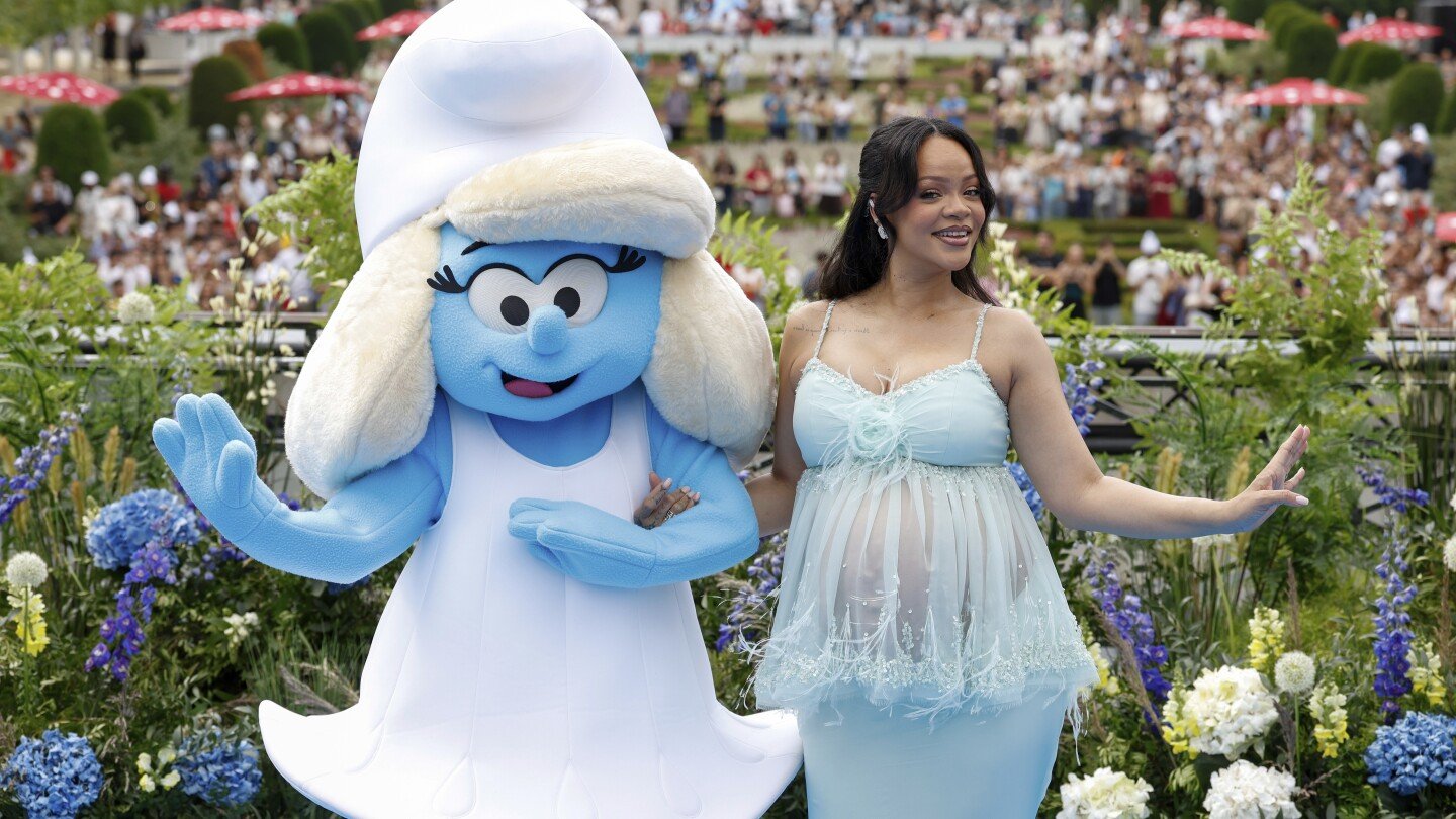 why-is-rihanna-in-belgium-this-weekend?-hint:-smurfs