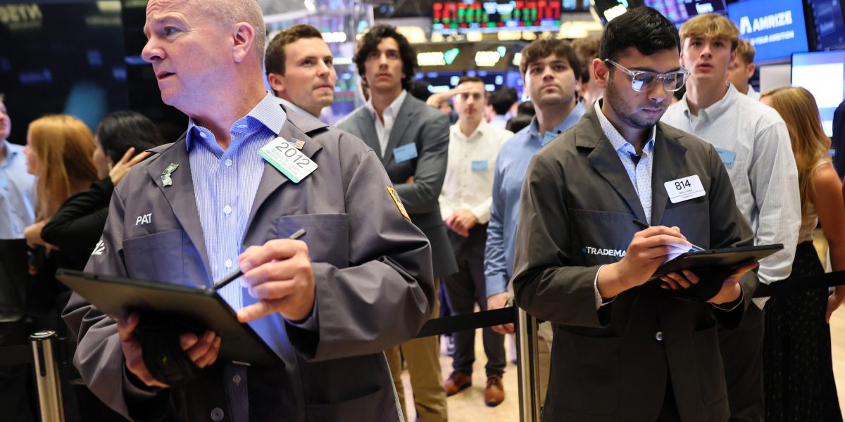 stocks-eye-fresh-highs-as-tax-cuts-advance-in-senate-while-trump-balks-at-extending-tariff-deadline