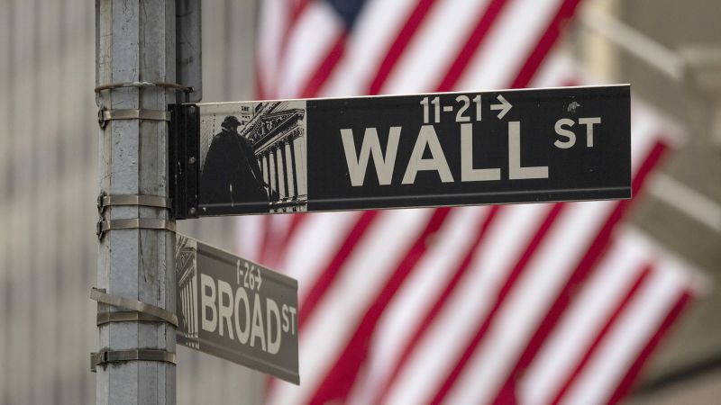 three-wild-months-on-wall-street:-stocks-hit-record-highs,-dollar-stumbles-to-historic-lows
