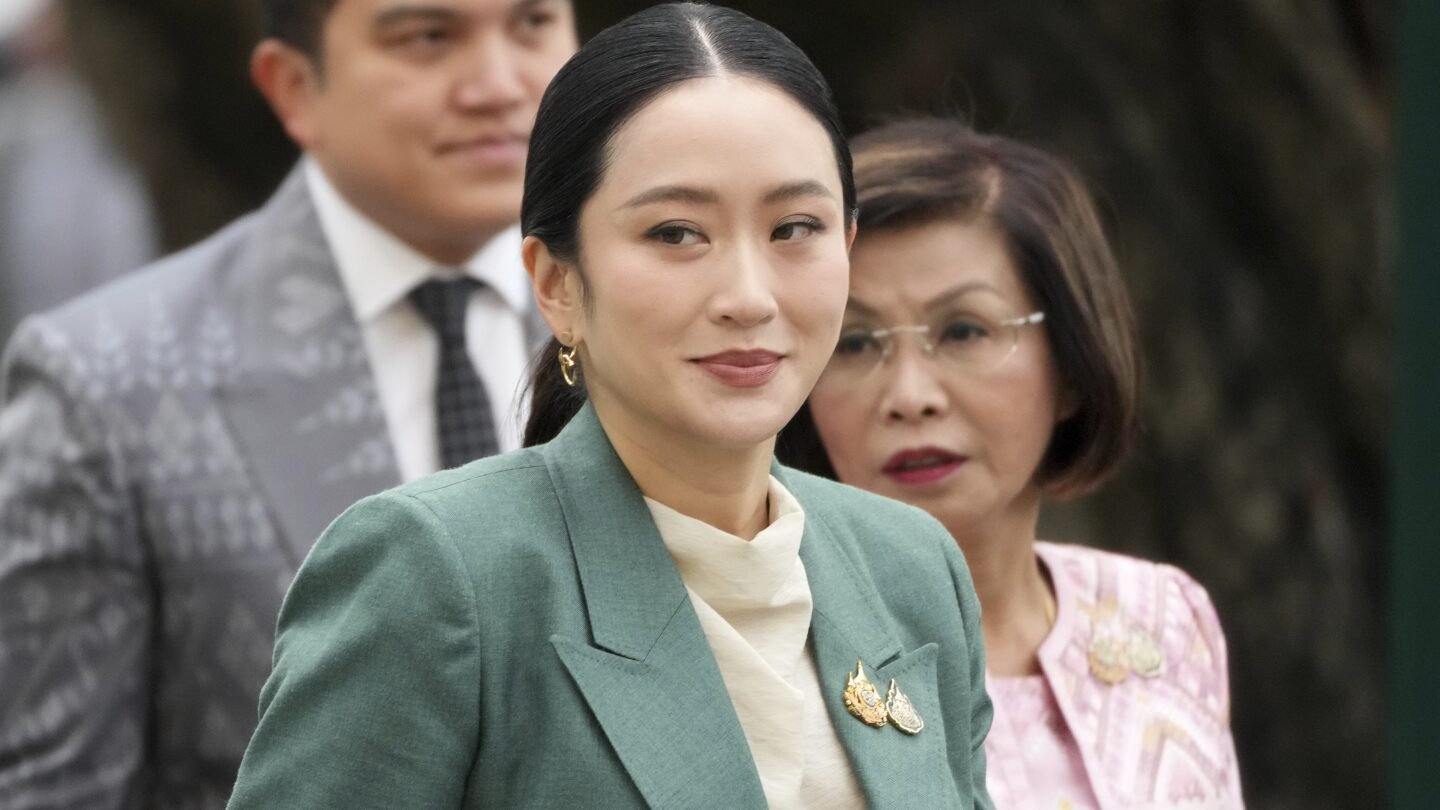 thailand’s-king-approves-new-cabinet-for-coalition-government-shaken-by-leaked-phone-call