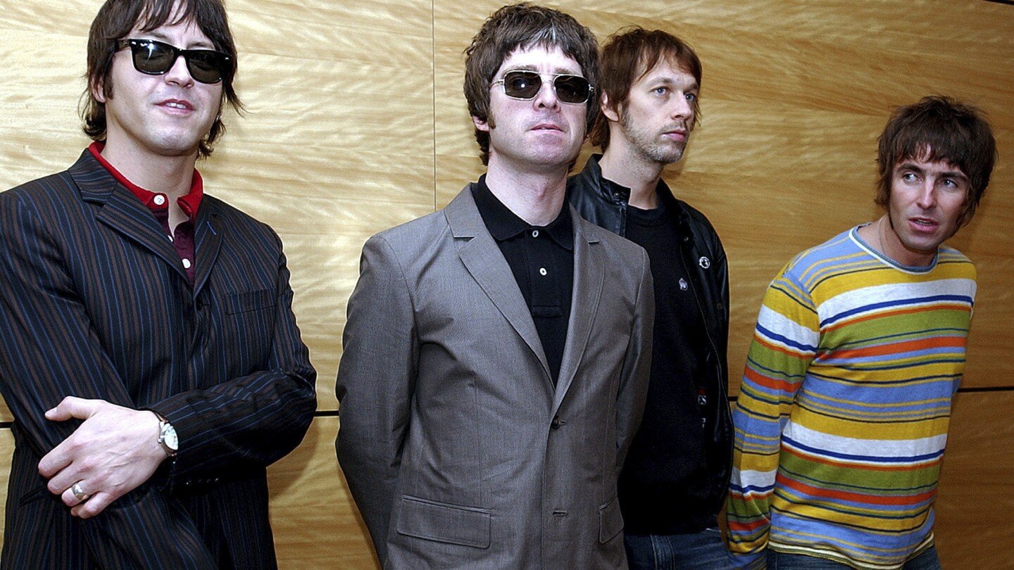 10-songs-to-celebrate-oasis’-reunion,-from-top-hits-to-b-sides