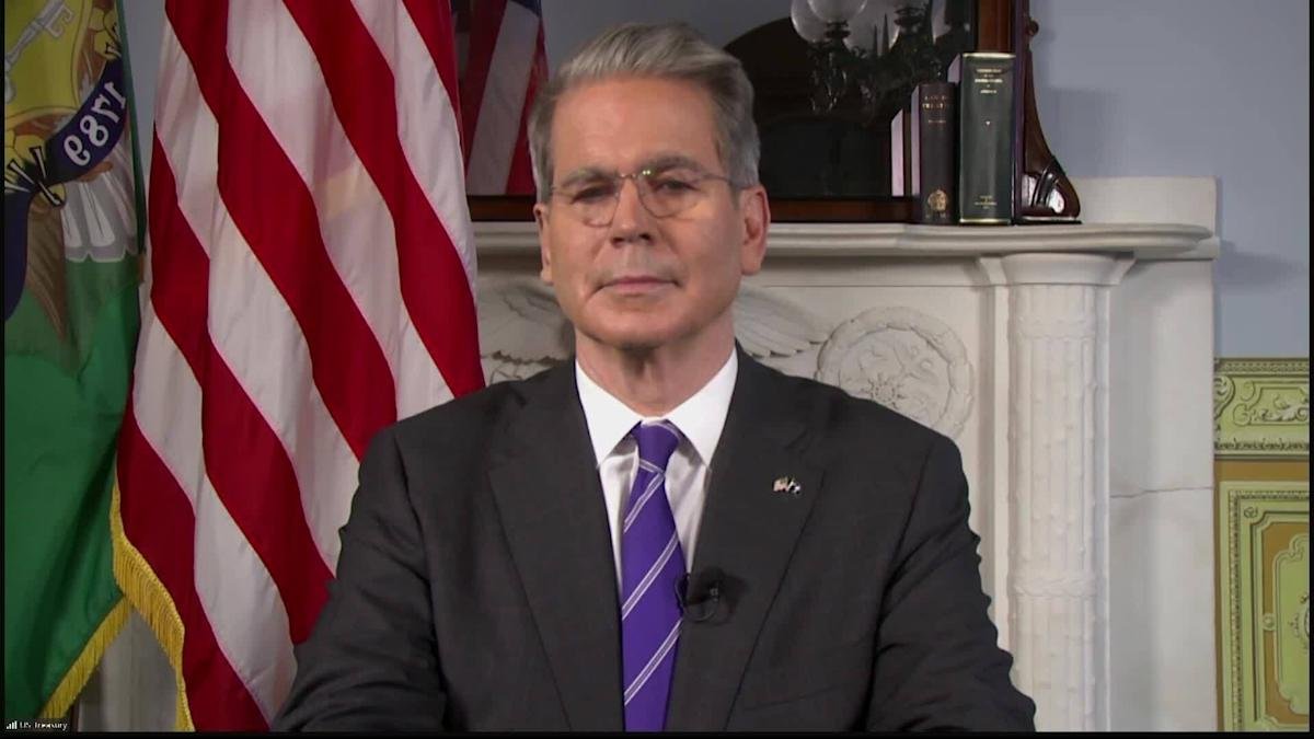 us-stock-futures-drop-on-latest-trump-tariff-salvo:-markets-wrap