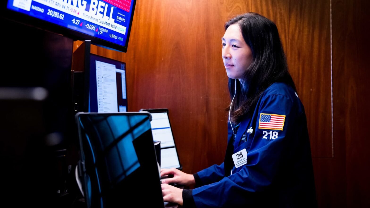 stock-futures-fall-after-trump-says-tariffs-to-go-into-effect-aug.-1,-not-july-9:-live-updates