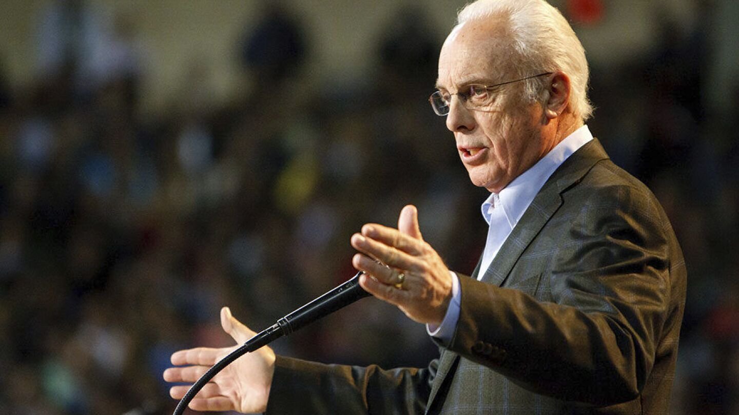 influential-evangelical-preacher-john-macarthur-dies-at-86