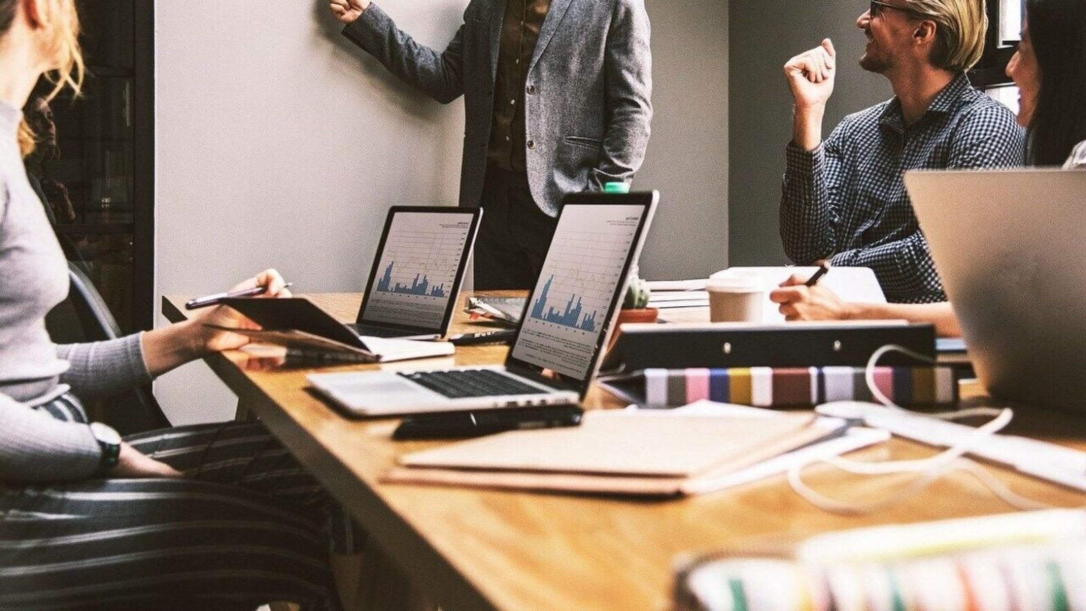 smartworks-coworking-spaces-share-price-soars-8%-after-decent-listing.-should-you-buy,-sell-or-hold?