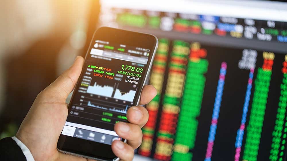 this-china-online-trading-name-gains-new-customers,-adds-crypto-capabilities