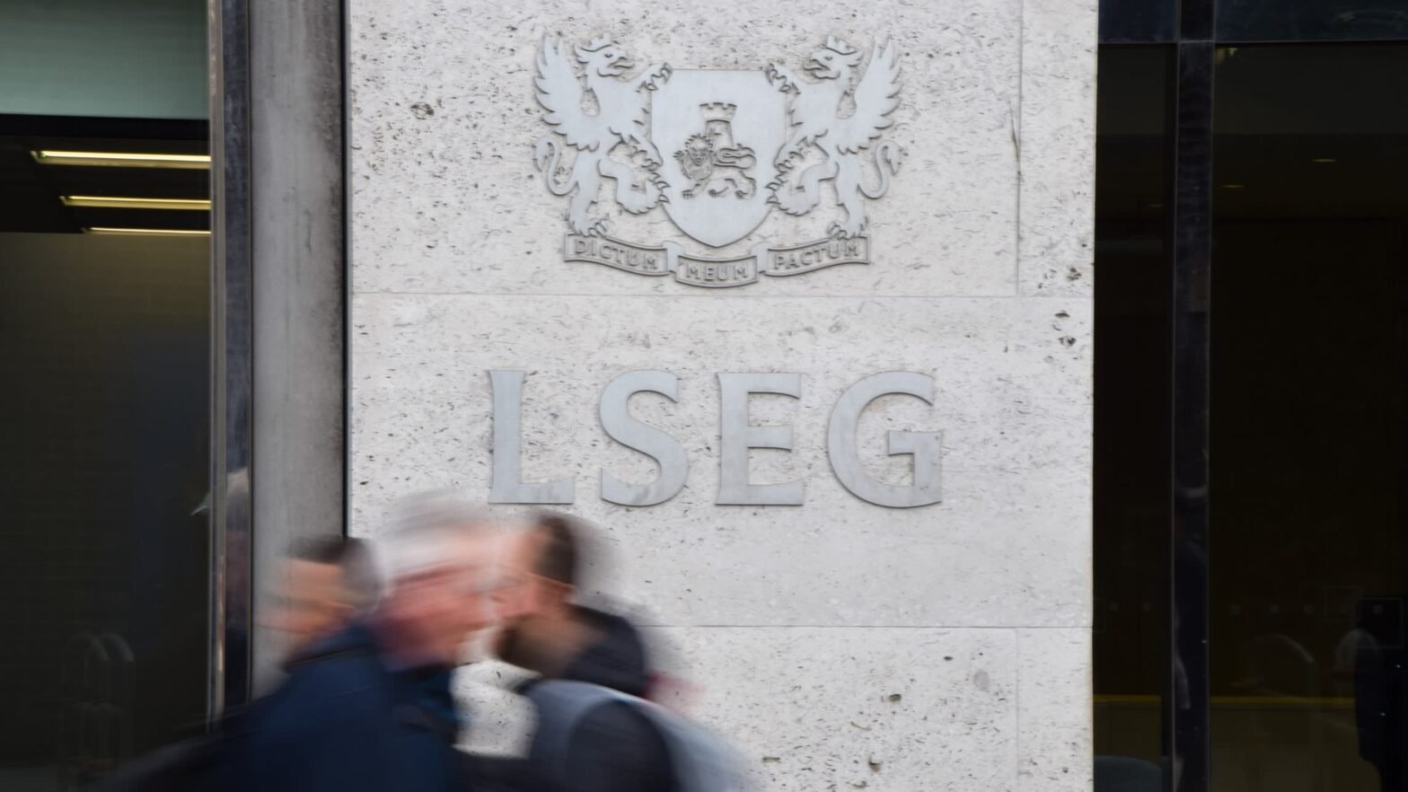 public-markets-‘under-threat’-from-listings-slump,-exchange-bosses-warn