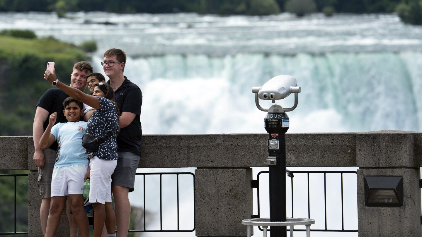 teens,-screens,-time-pressure-and-other-challenges-to-navigate-on-a-family-road-trip