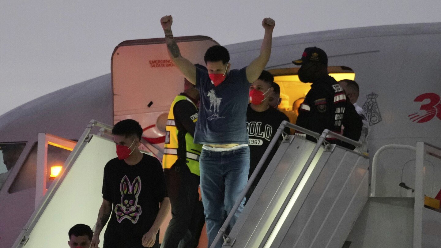 venezuela-releases-jailed-americans-in-deal-that-also-frees-migrants-deported-to-el-salvador-by-us