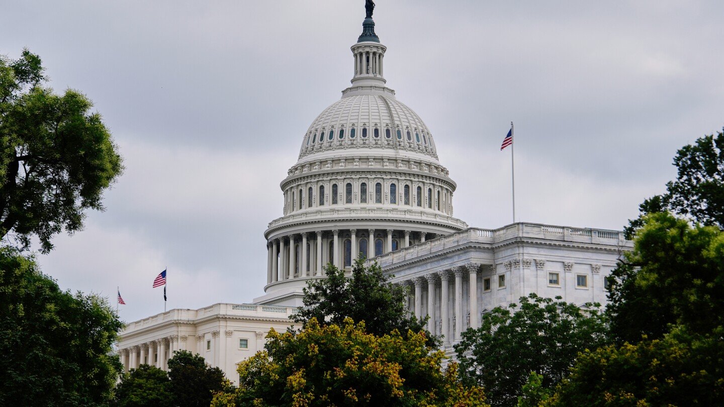 the-2026-senate-map-is-tough-for-democrats,-but-republicans-have-their-own-headaches