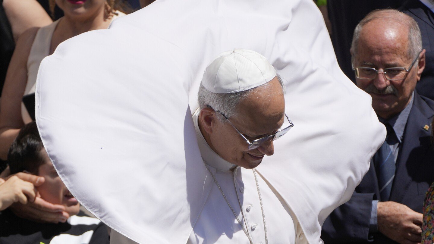 pope-leo-xiv-renews-his-call-for-an-immediate-ceasefire-in-gaza