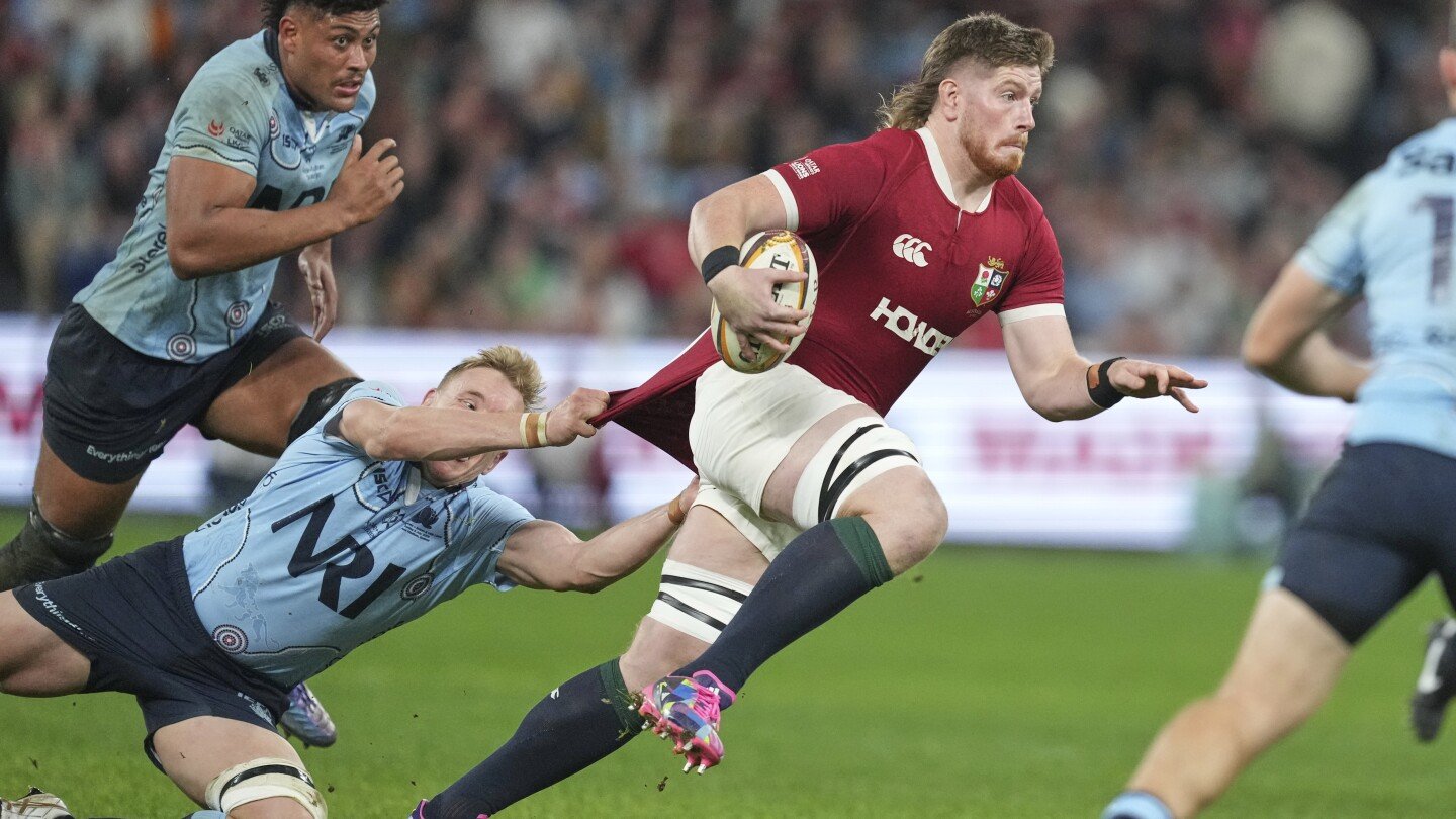 gregor-brown-called-up-to-lions-tour-over-concerns-of-the-fitness-of-lock-joe-mccarthy