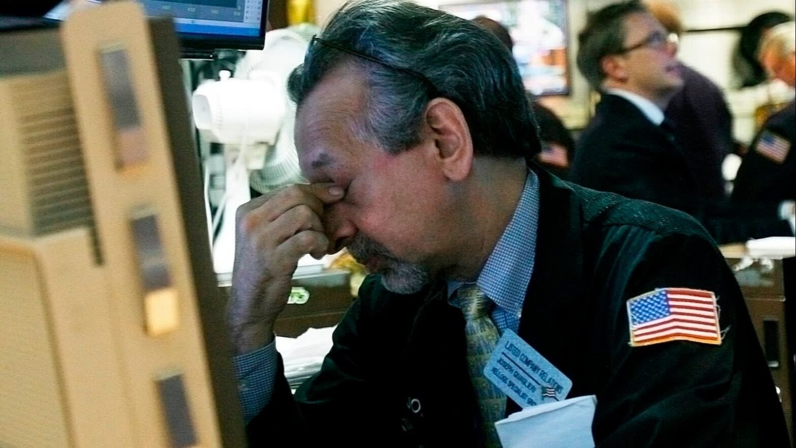 all-night-stock-trading:-not-worth-getting-out-of-bed-for