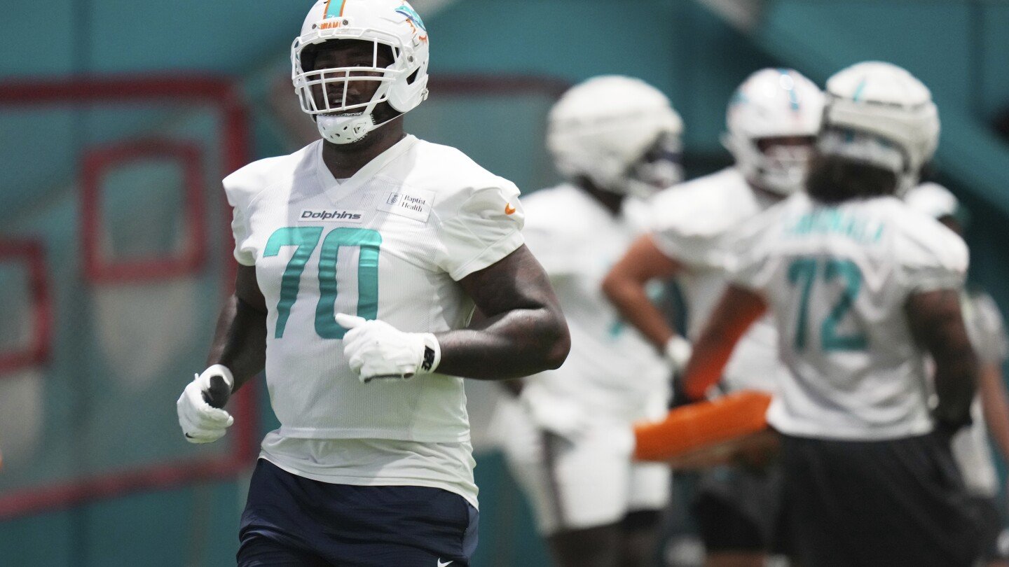 miami-dolphins’-bayron-matos-airlifted-to-hospital-after-training-camp-injury