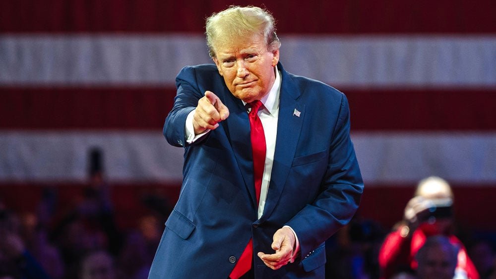 stock-market-today:-dow-rises-on-trump-trade-news;-tesla-rallies-on-chip-deal-(live-coverage)