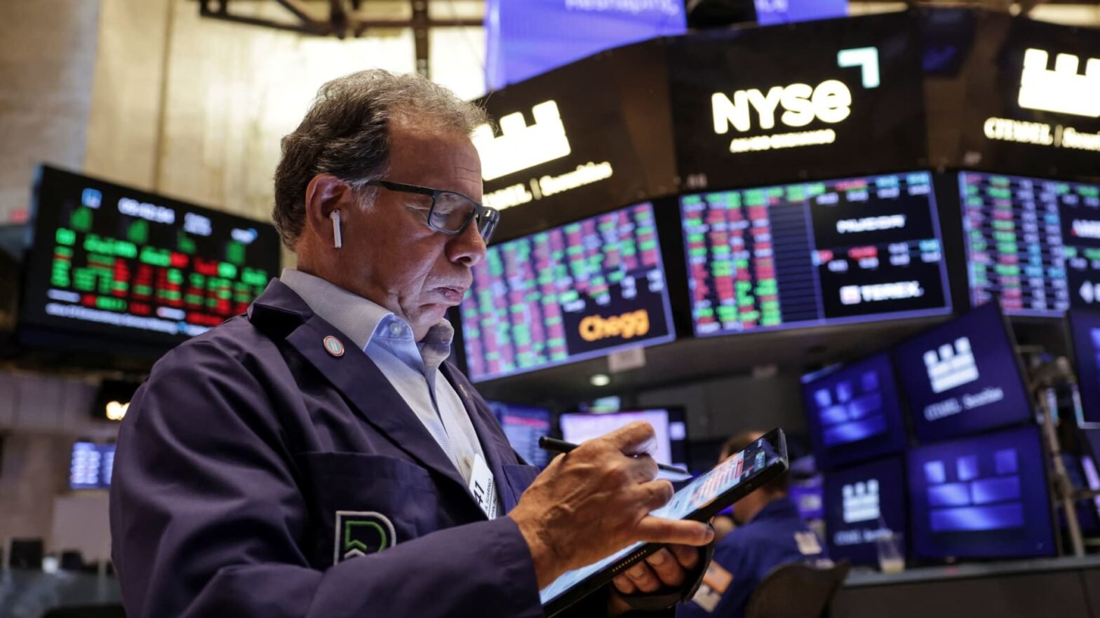jpmorgan-traders-say-the-market-will-continue-running-until-nvidia-reports-earnings-in-late-august
