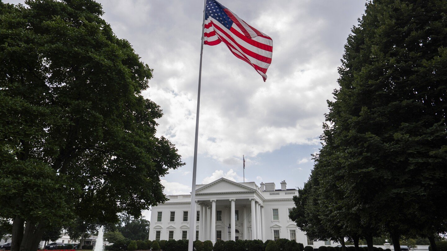 trump-administration-is-launching-a-new-private-health-tracking-system-with-big-tech’s-help