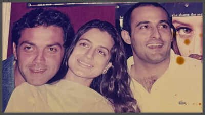 Ameesha Patel shares a precious throwback photo with 'Humraaz' co-stars Bobby Deol and Akshaye Khanna: 'Before the premiere of...'