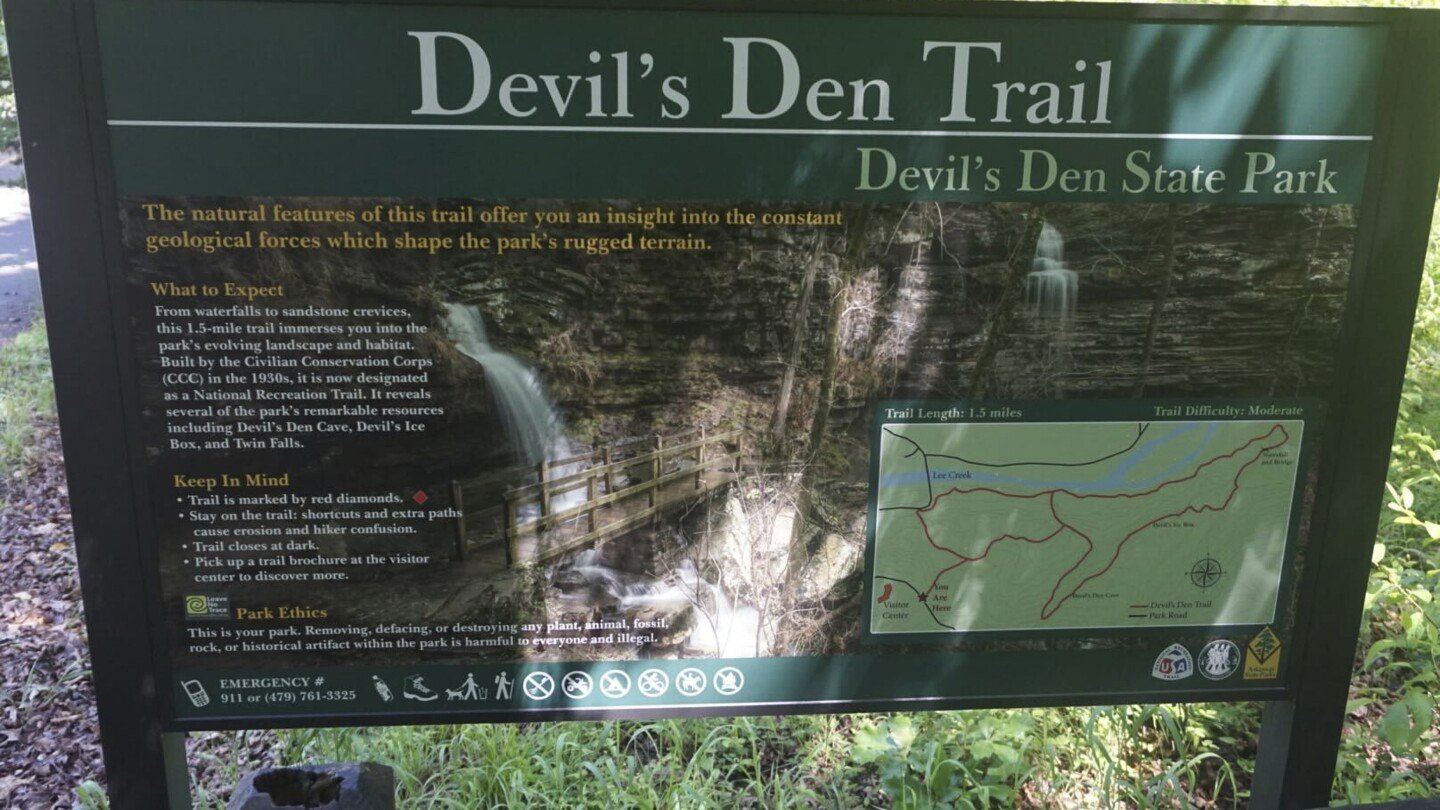 a-teacher-has-admitted-killing-a-couple-hiking-with-their-children-in-arkansas.-here’s-what-to-know