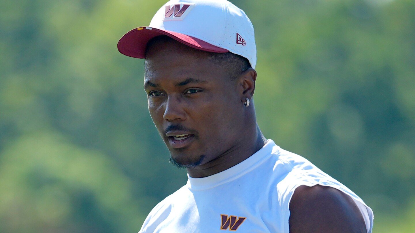 wide-receiver-terry-mclaurin-has-requested-a-trade-from-the-commanders,-ap-source-says