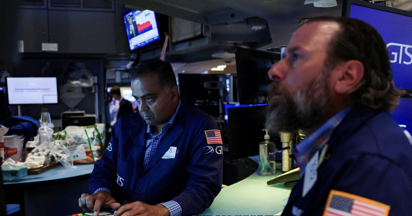 stocks-slump-on-latest-tariffs,-soft-jobs-data