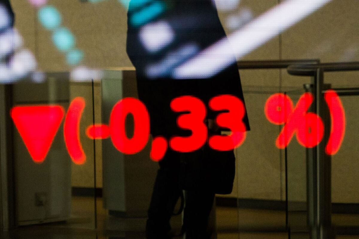 swiss-equity-futures-drop-as-traders-brace-for-us-tariffs-impact