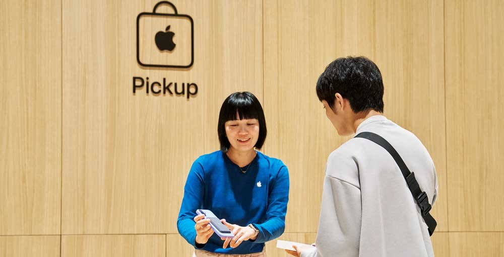apple-stock-retakes-key-level-after-dodging-tariff-bullet