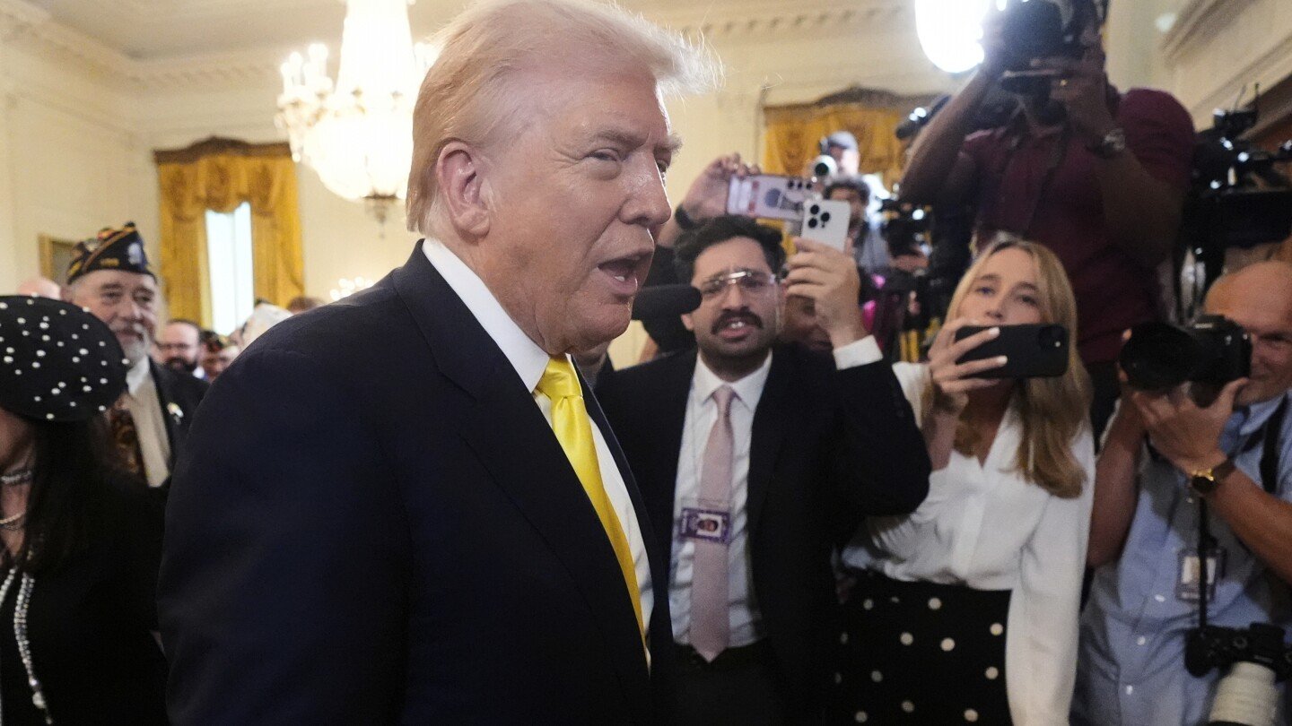 appeals-court-tosses-judge’s-contempt-finding-against-trump-administration-in-prison-deportations