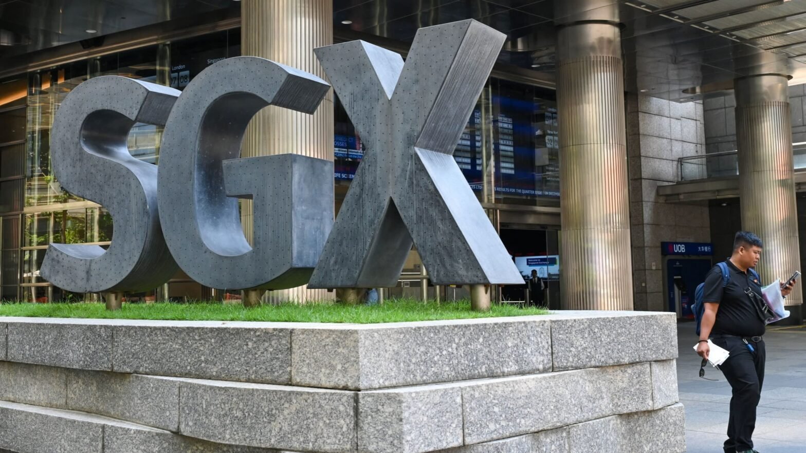 singapore-stock-exchange-seeks-listings-and-deals-for-growth