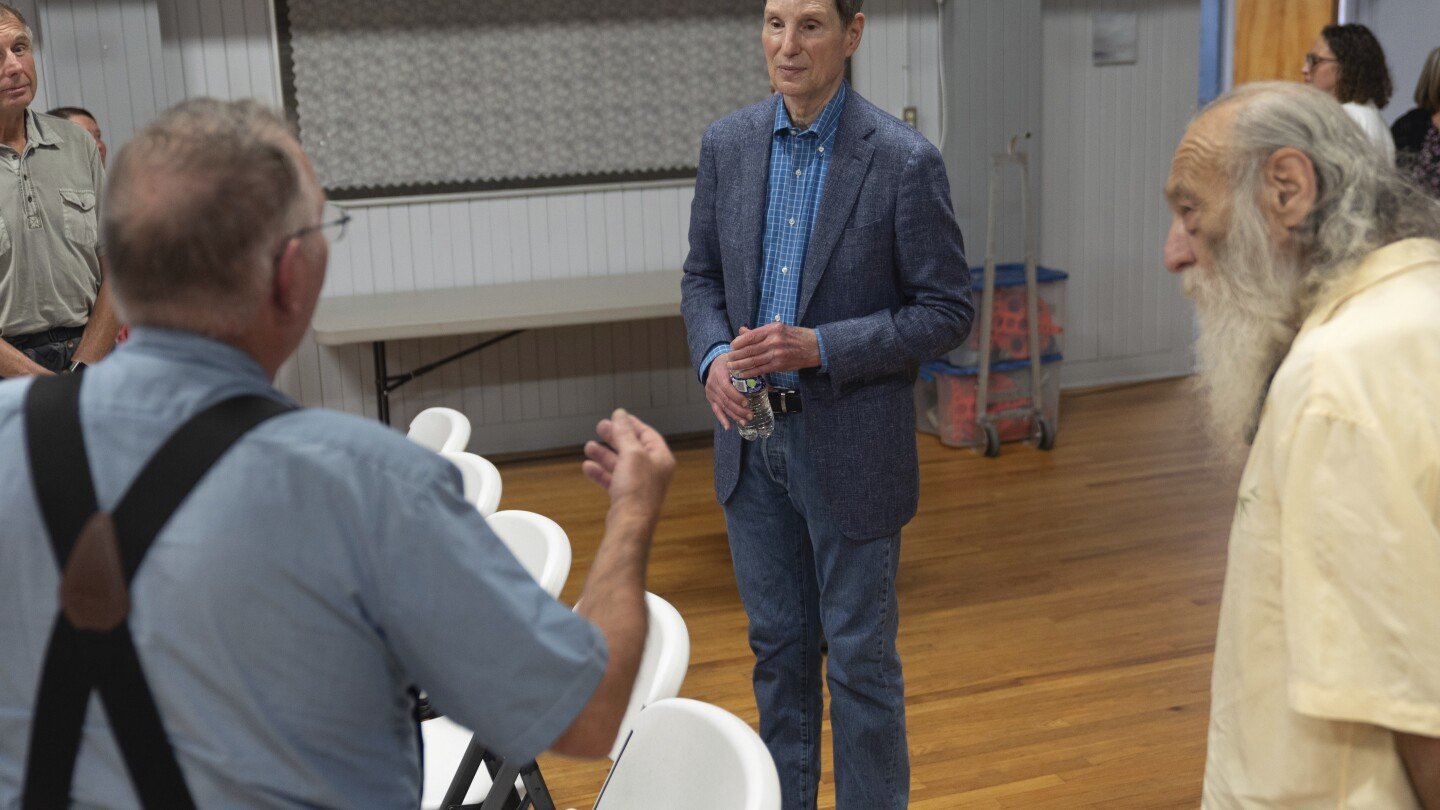 some-democrats-want-new-leadership-oregon-sen.-ron-wyden-says-he-has-what-it-takes-to-resist-trump