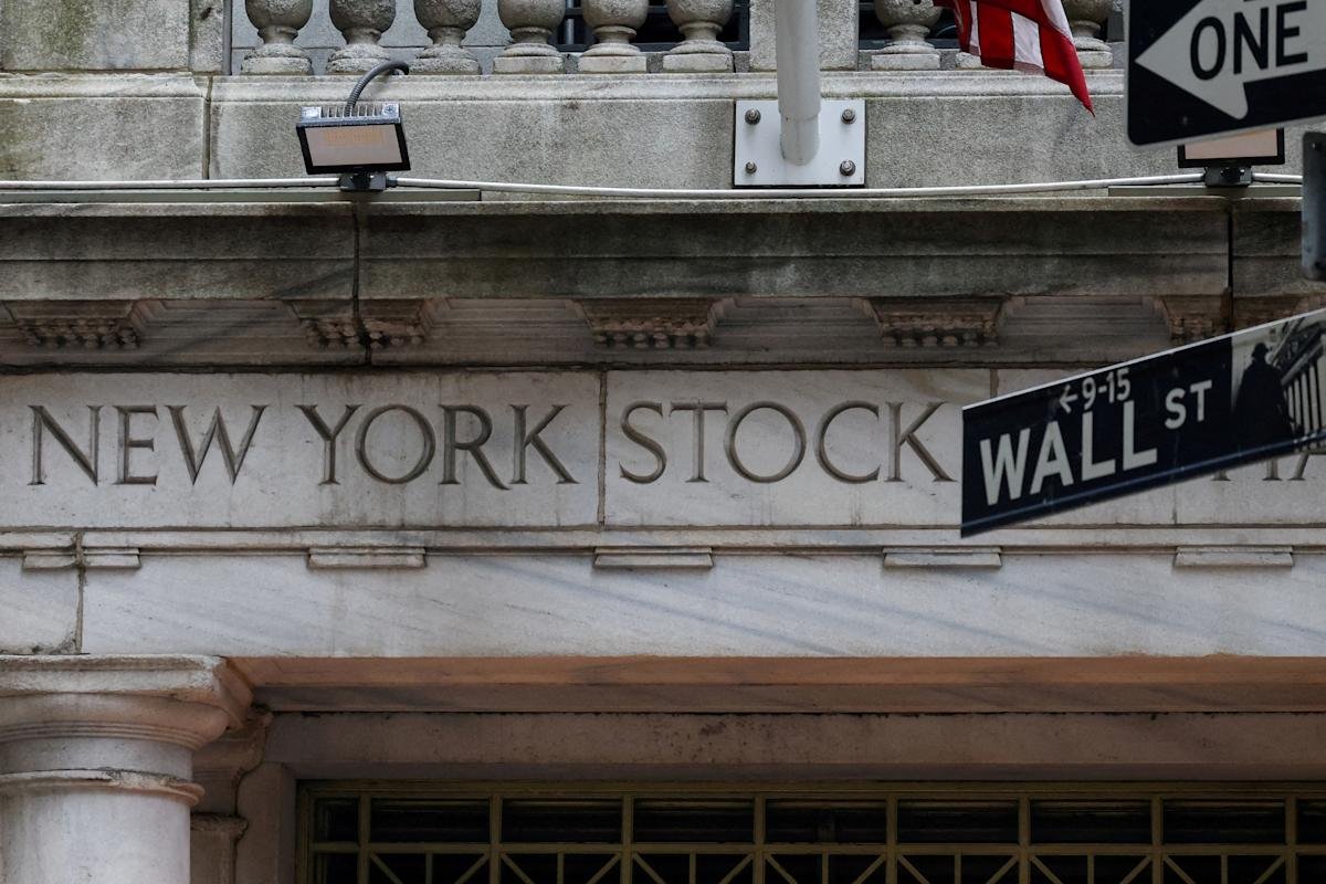 stock-market-today:-dow,-s&p-500,-nasdaq-slump-with-key-inflation-report-on-deck