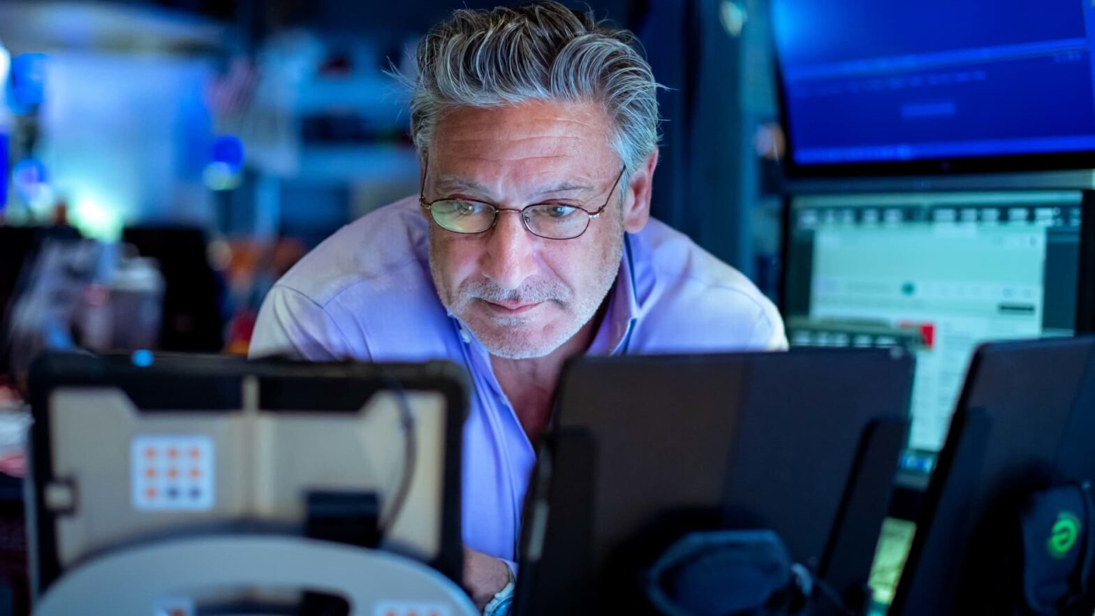 stock-futures-are-little-changed-after-market-returns-to-record-highs:-live-updates