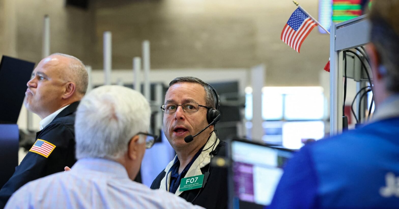 s&p-500,-nasdaq-end-at-record-closing-highs-as-moderate-inflation-lifts-rate-hopes