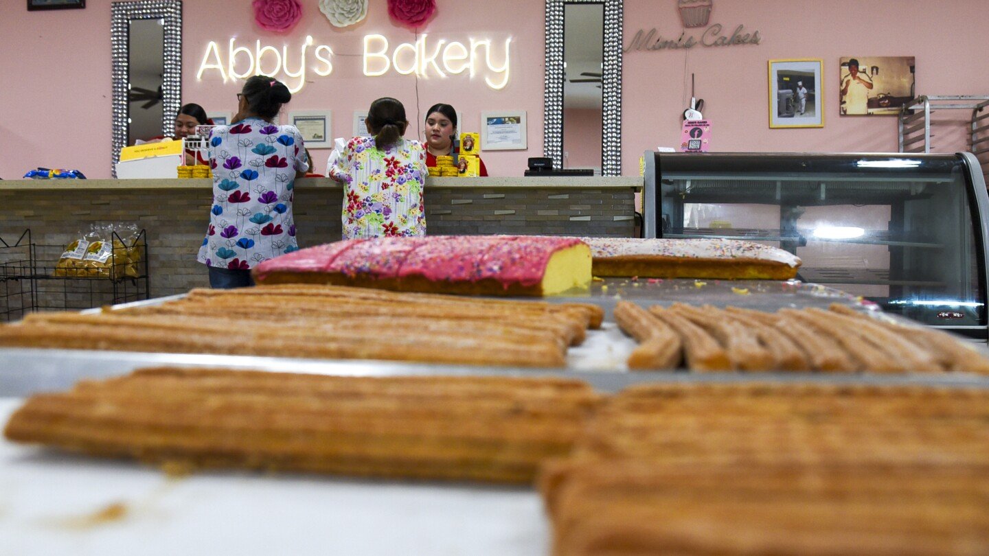 jury-finds-texas-couple-guilty-of-concealing-and-harboring-bakery-workers-in-the-us-illegally