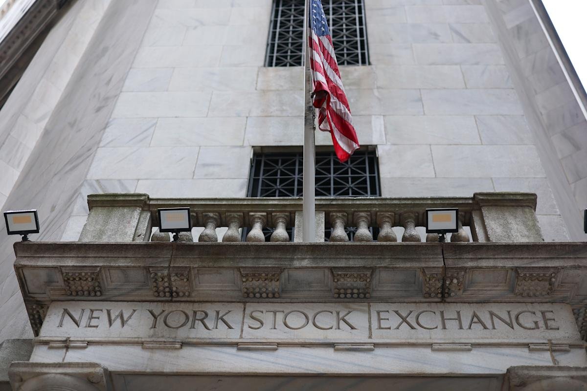 stock-market-today:-dow,-s&p-500,-nasdaq-wobble-after-ppi-inflation-comes-in-much-hotter-than-expected