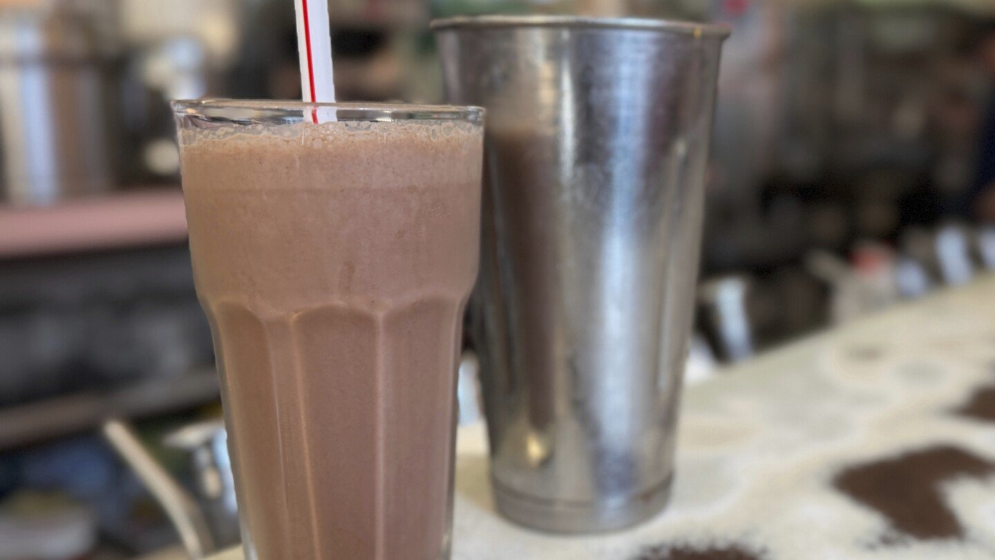milkshakes,-malts,-concretes,-frappes-and-more:-a-(delicious)-guide-to-frozen-drinks