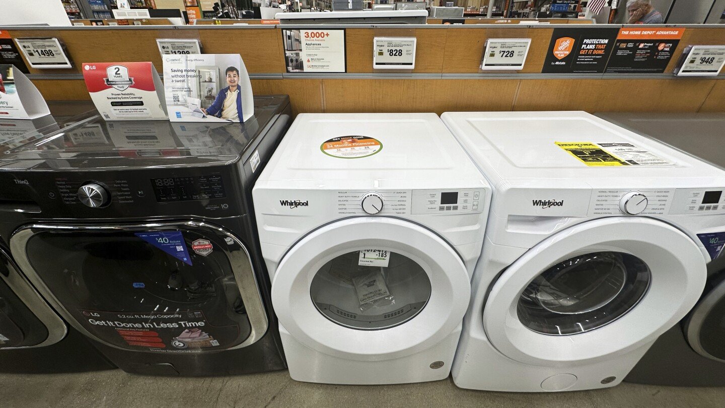 ventas-minoristas-en-eeuu-suben-un-solido-0,5-%-en-julio;-compradores-ignoran-aranceles